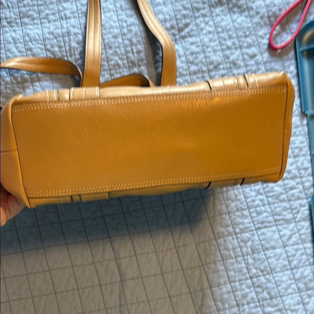 Coach Tan Leather Tote Bag with Reinforced Handles - Picture 9 of 9